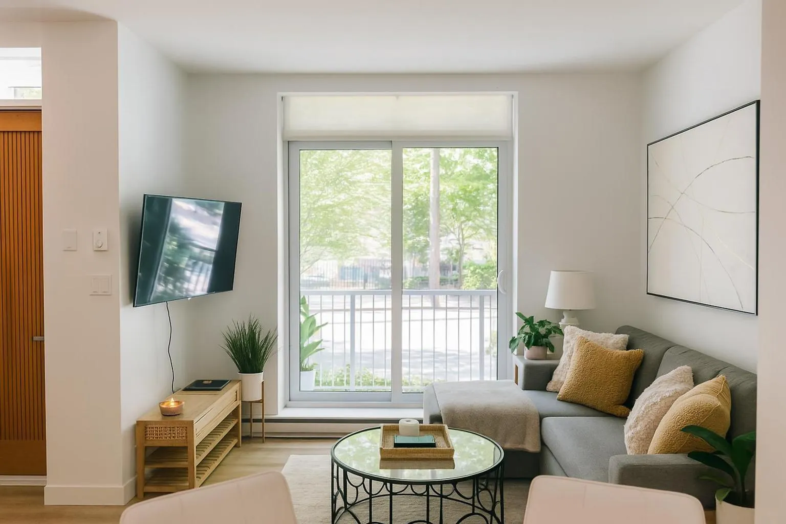Bright And Airy Condo Steps From Yaletown Amenities 溫哥華 公寓